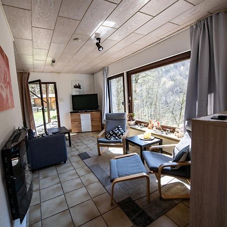 Schoene Ferienwohnung In Ruhiger Lage Altena Exteriör bild