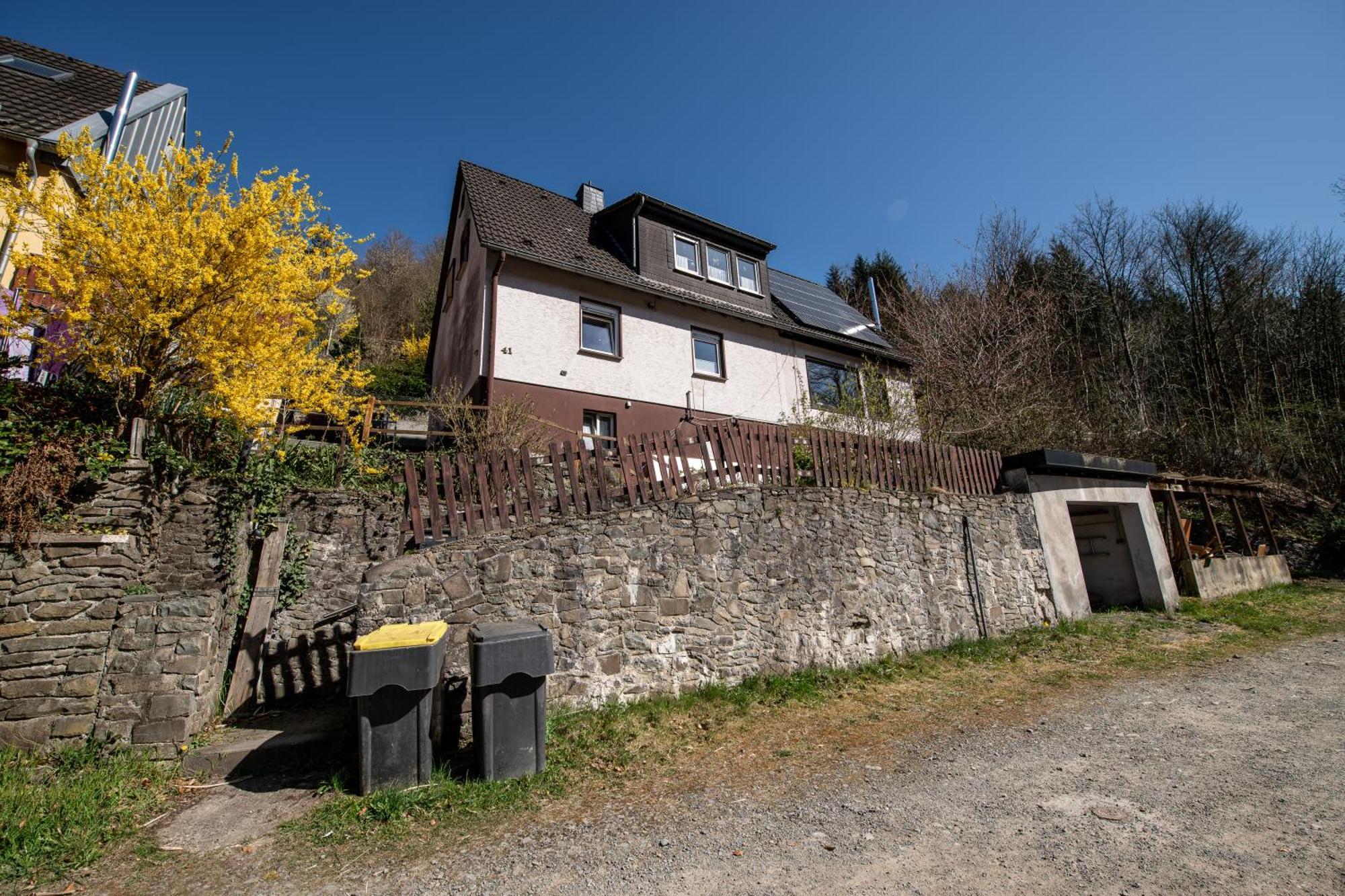 Schoene Ferienwohnung In Ruhiger Lage Altena Exteriör bild
